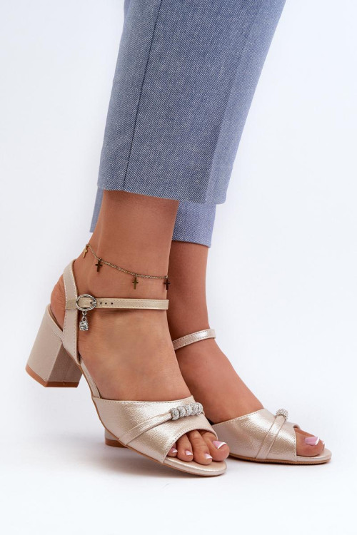 Sandále na opätkoch model 196331 Step in style