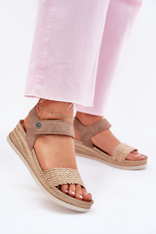 Platforma model 215011 Step in style