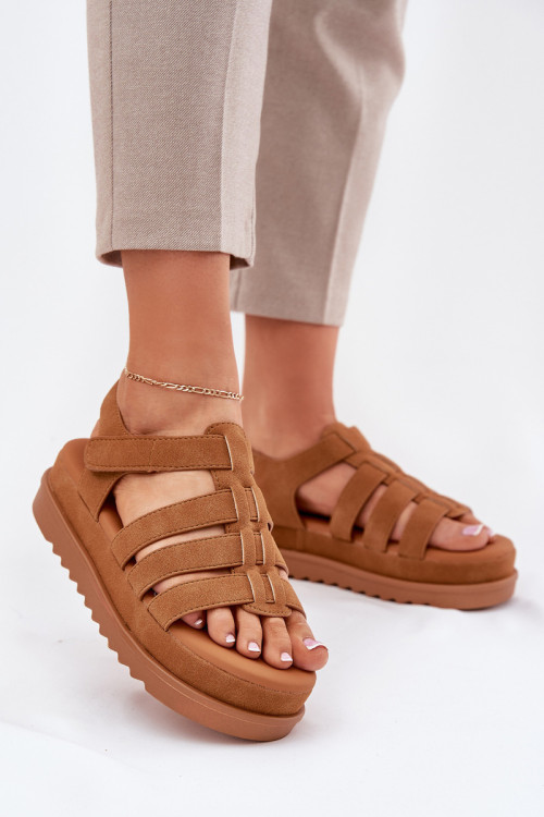 Sandalye na platforme model 215717 Step in style