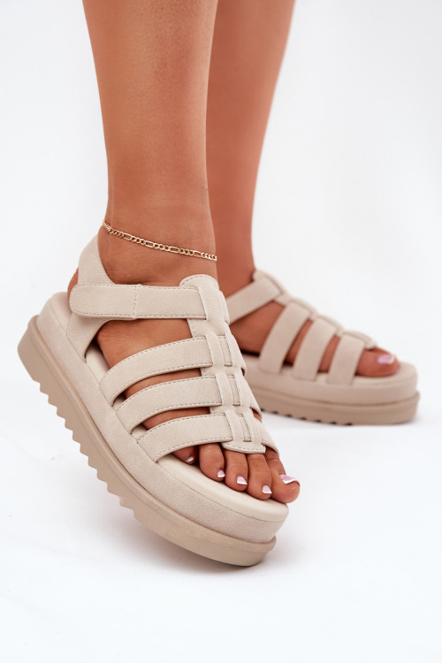 Sandalye na platforme model 215718 Step in style