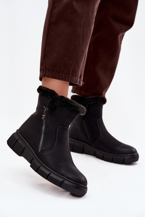 Snehule model 220529 Step in style