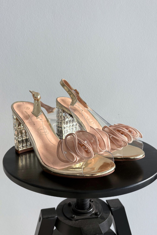 Sandále na opätkoch model 225147 Step in style