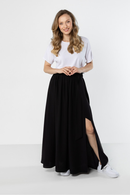 Dlhá sukňa model 225334 awama
