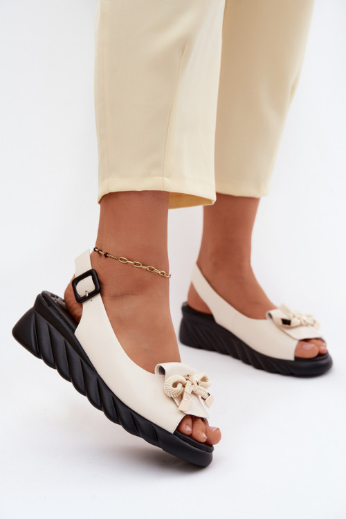 Platforma model 227907 Step in style
