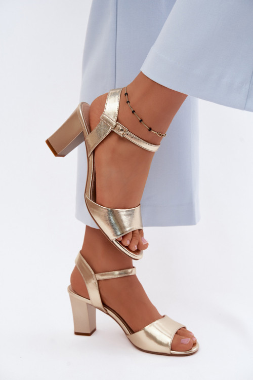 Sandále na opätkoch model 228102 Step in style