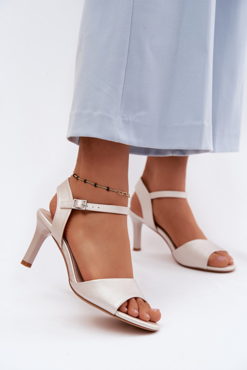Sandále na opätkoch model 228107 Step in style