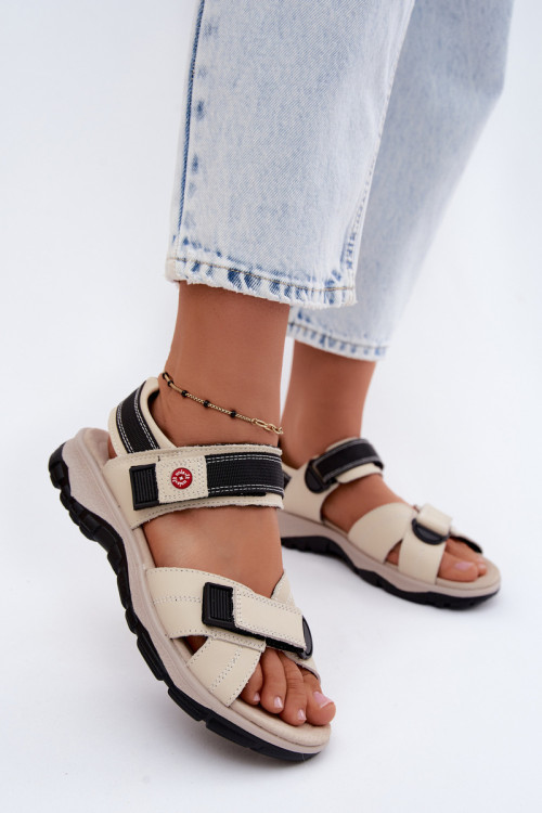 Sandalye na platforme model 229704 Step in style