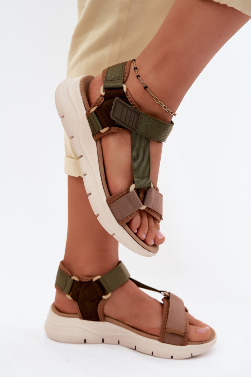 Sandalye na platforme model 230187 Step in style