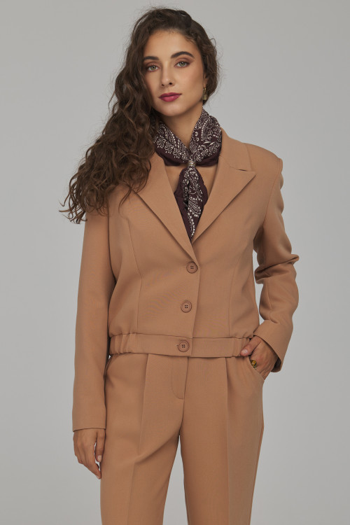 Blejzer model 231341 Nife